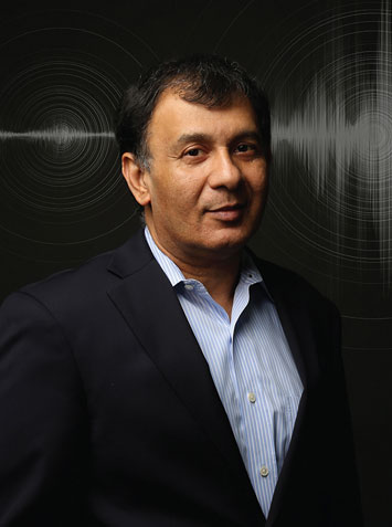 Praveen Kumar, Cullen Distinguished University Chair and Professor of Finance at UH Bauer College of Business