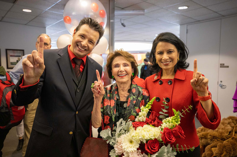 Dean Paul A. Pavlou, Cyvia Wolff and UH President Renu Khator celebrated the ranking news with Bauer College students, faculty and staff.