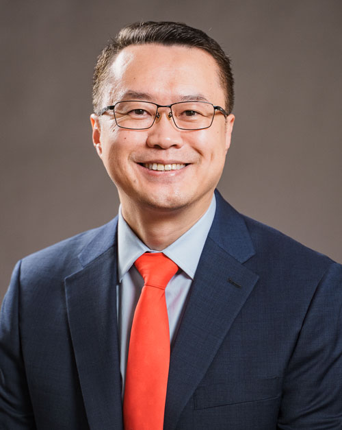 Xianjun Geng, Dean of C. T. Bauer College of Business at the University of Houston