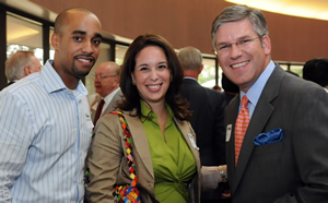 Alumni enjoy last year’s annual meeting. This year’s event promises to be just as exciting, with a presentation on the expansion of Bauer College.