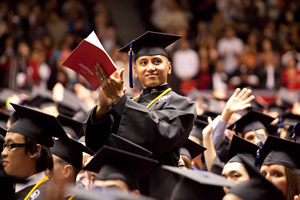 Photo: President Khator Shares High Hopes for Graduates at Fall 2009 Commencement