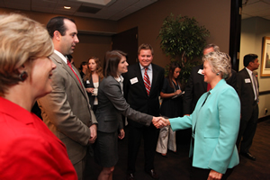 Houston Mayor Annise Parker greets Bauer alumni guests and emphasized her commitment to support Tier-One for UH.