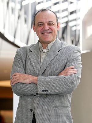 Leiser Silva is an Associate Professor and Associate Dean of Graduate and Professional Programs