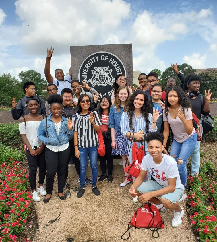 Photo: Students from Underserved Communities Learn About Energy and More