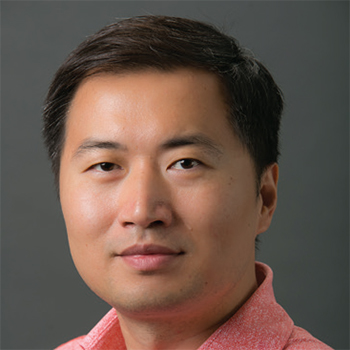 Rex Du, professor of marketing