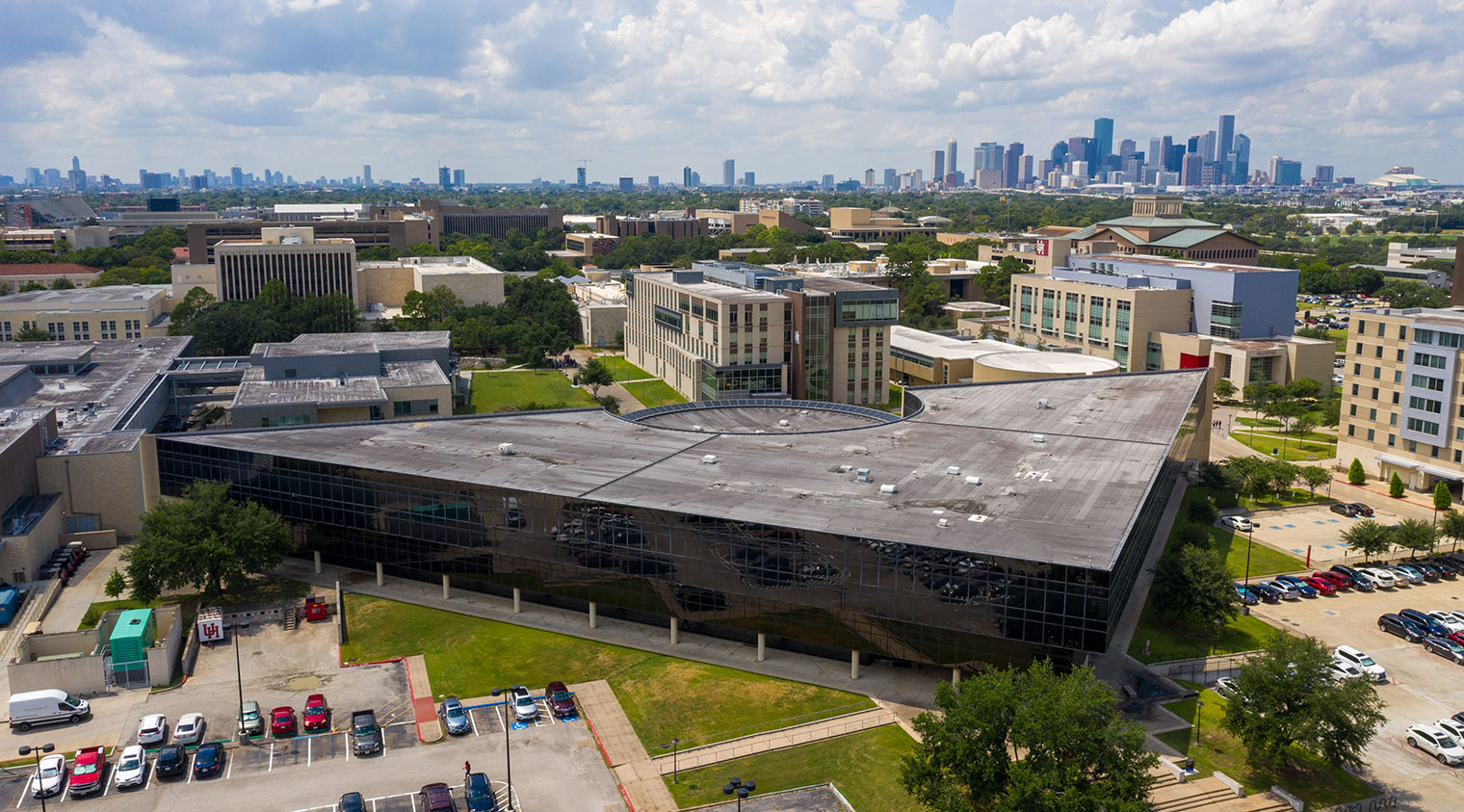Photo: UH Campus with Houston Skyline