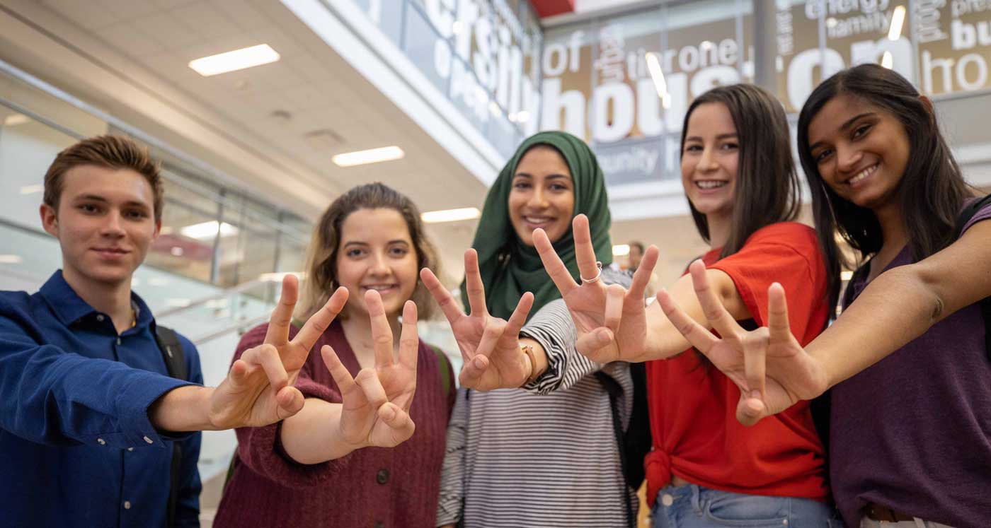 Bauer students gather at the UH University Center