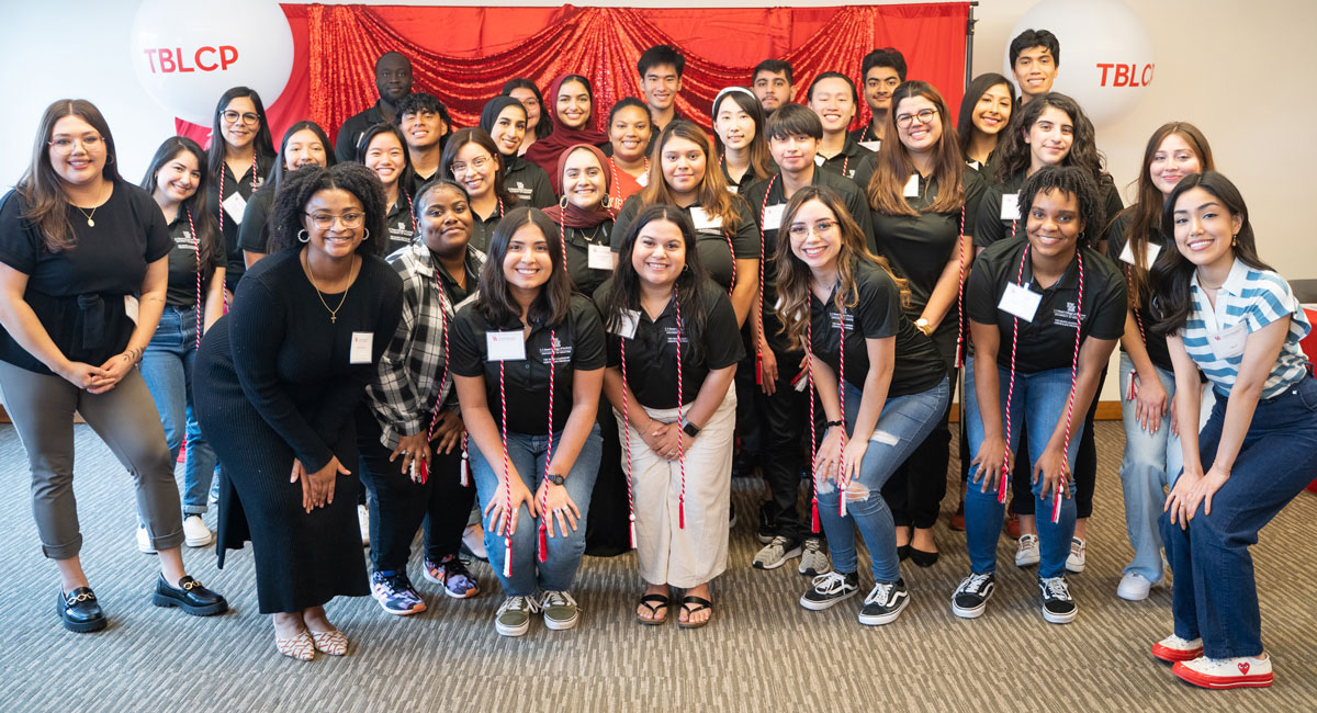 Photo: Undergraduate Students Celebrated During Ted Bauer Leadership Certificate Program Certificate Ceremony