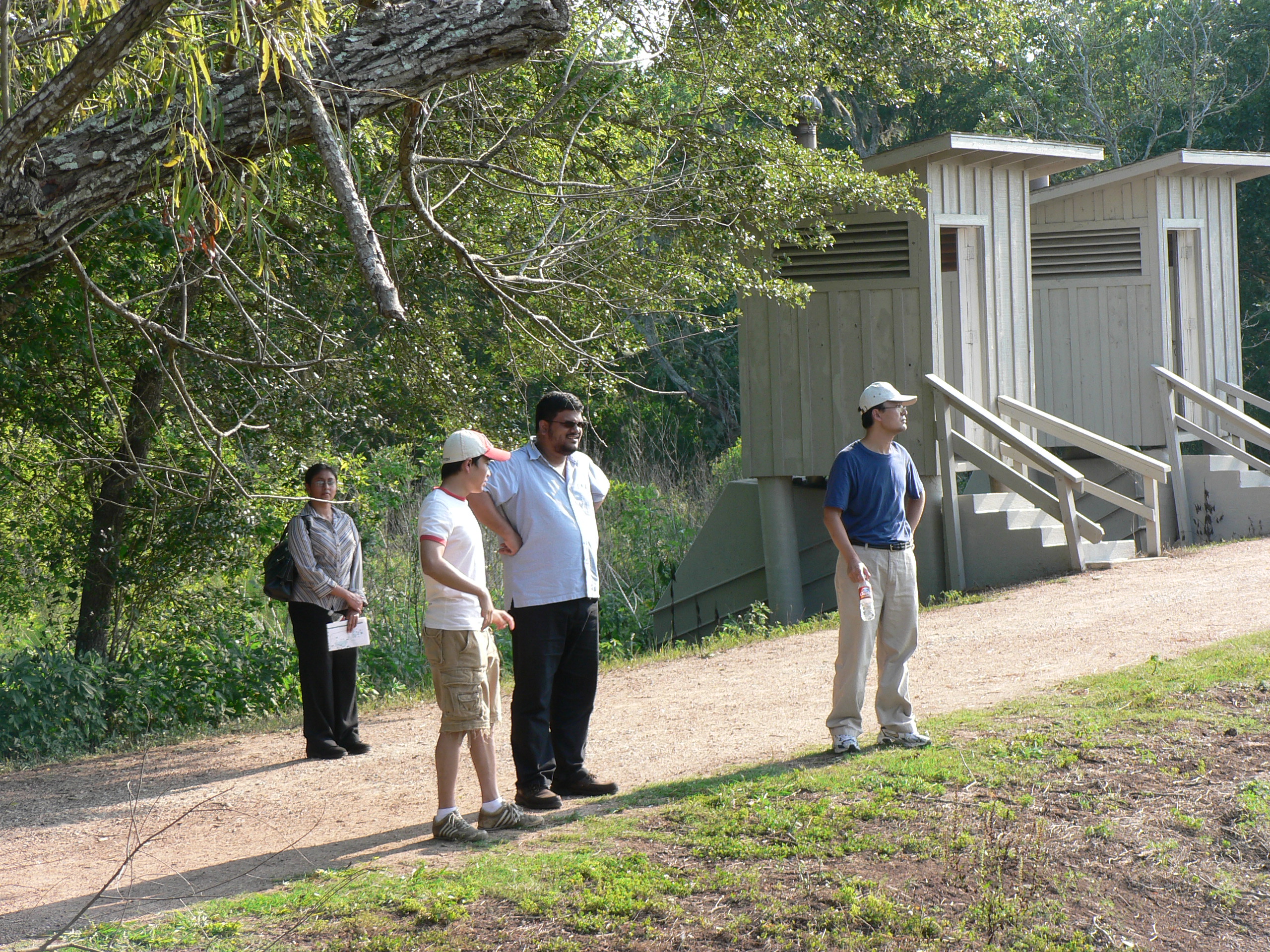 Picture of
a 2006 June UH outing